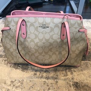 Coach Drawstring Carryall In Signature Canvas